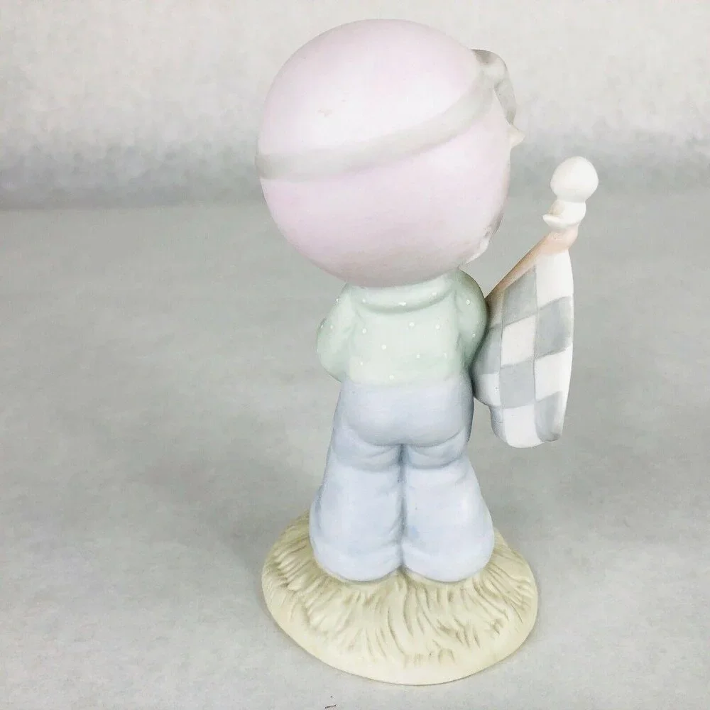 1984 Precious Moments Collector Club Trust in the Lord to‎ the Finish Figurine